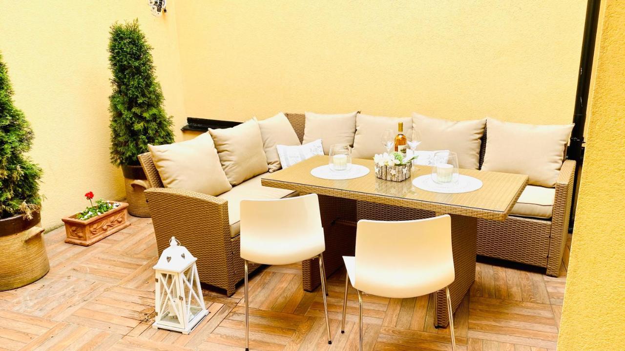 Dum U Lazni Federer Lägenhet Třeboň Exteriör bild